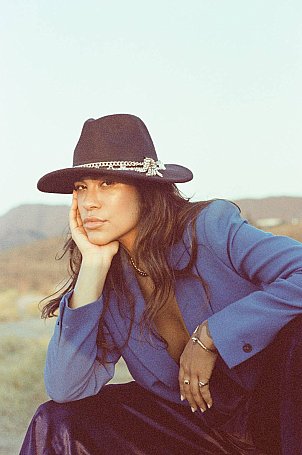 Escort Aix-En-Provence Test upd name à Aix-En-Provence